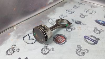 Лот: 23588802. Фото: 1. Шатун Land Rover Freelander 25K4F... Двигатель и элементы двигателя
