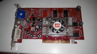 Лот: 5200353. Фото: 1. Видеокарта ATI Radeon 9600PRO. Видеокарты