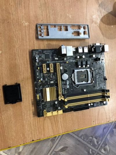 Лот: 25408297. Фото: 1. материнская плата (ASUS B85M-G... Материнские платы