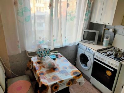 Лот: 17666136. Фото: 1. Сдам трехкомнатную. Квартиры, студии
