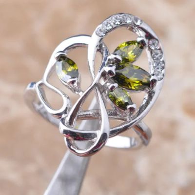 Лот: 6507290. Фото: 1. Кольцо. Фианиты. Плакировка белым... Кольца, перстни