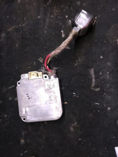 Лот: 10430098. Фото: 1. Штатный блок розжига Toyota тойота... Детали тюнинга