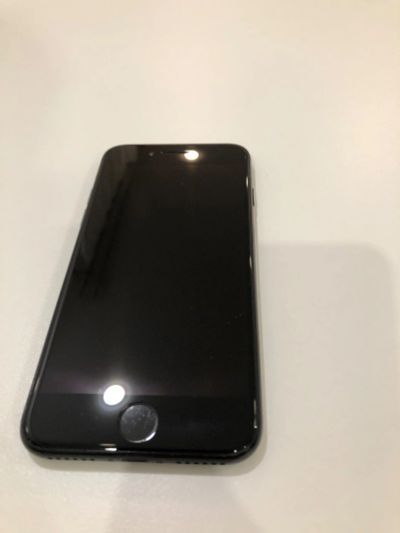 Лот: 19099400. Фото: 1. iPhone 7 128Gb Jet Black. Смартфоны