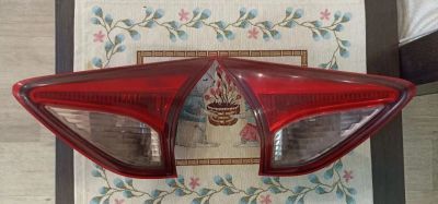 Лот: 25349143. Фото: 1. Фонари задние багажника mazda... Оптика и освещение