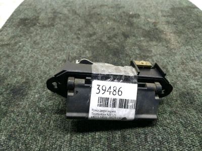 Лот: 21410234. Фото: 1. ручка двери задней Toyota Allex... Двигатель и элементы двигателя