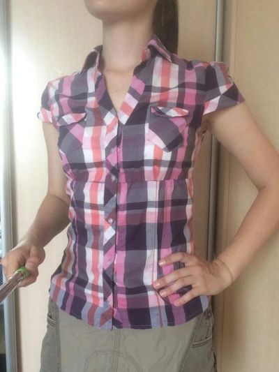 Лот: 10065232. Фото: 1. Рубашка на девочку. Рубашки, блузки, водолазки