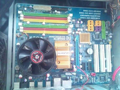 Лот: 1641351. Фото: 1. Gigabyte GA-EP35C-DS3R. Материнские платы