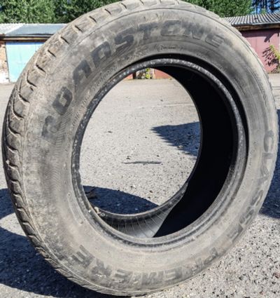 Лот: 14458077. Фото: 1. Автошина Roadstone Premiere 235... Шины