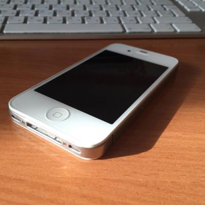 Лот: 4579549. Фото: 1. iPhone 4S 32гб - только продажа. Смартфоны