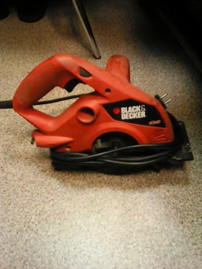 Лот: 6910294. Фото: 1. Продам дисковую пилу Black & Decker... Электроинструмент