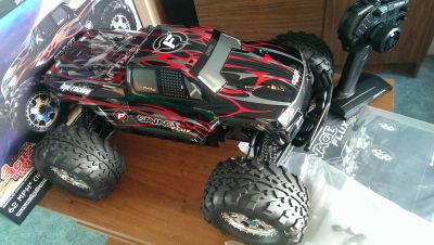 Лот: 17532588. Фото: 1. HPI Savage Flux HP 1:8 | 104240... Автомоделизм