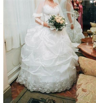 Лот: 795179. Фото: 1. Свадебное платье. Другое (свадебная мода)