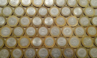 Лот: 14796188. Фото: 1. 10 монет РФ ( Биметалл ) - одним... Наборы монет