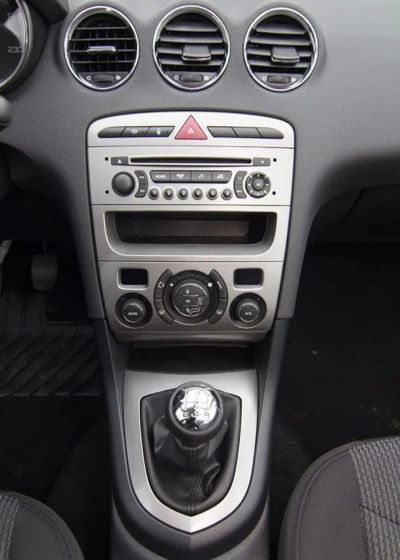 Лот: 24928707. Фото: 1. Автомагнитола штатная peugeot... Автомагнитолы