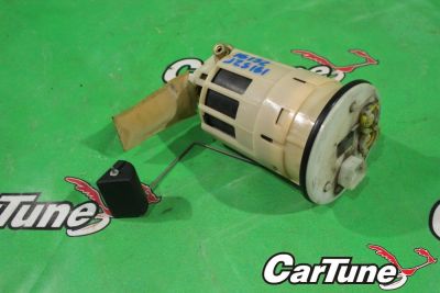 Лот: 10538185. Фото: 1. бензонасос R- toyota aristo JZS161... Двигатель и элементы двигателя