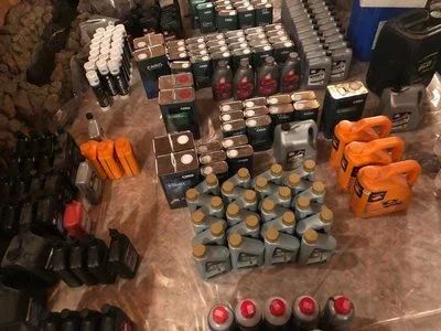 Лот: 13339951. Фото: 1. Автомобильное масло Распродажа... Масла, жидкости