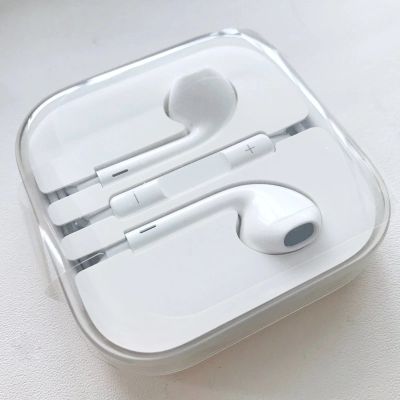 Лот: 16969034. Фото: 1. Наушники Apple AirPods новые. Наушники, гарнитуры