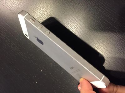 Лот: 4700997. Фото: 1. iPhone 5 16Gb. Смартфоны