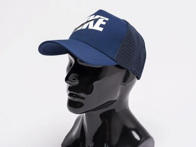 Лот: 19975906. Фото: 1. Кепка Nike. Шарфы, платки
