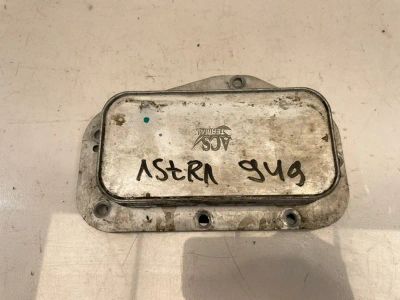Лот: 22988788. Фото: 1. радиатор масляный Opel Astra L69. Двигатель и элементы двигателя