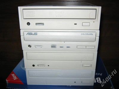 Лот: 483307. Фото: 1. приводы CD/DVD R/RW (4 шт одним... Приводы CD, DVD, BR, FDD