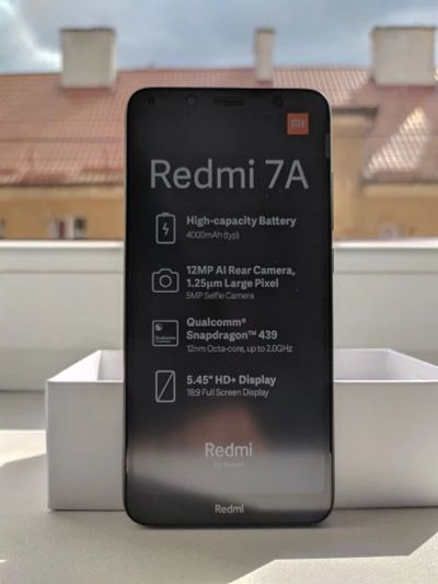 Лот: 14911615. Фото: 1. Телефон Xiaomi Redmi 7a, 2/16. Смартфоны