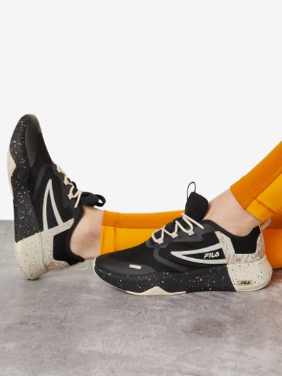 Лот: 22458363. Фото: 1. Кроссовки женские FILA Amelie... Другое (одежда, обувь, галантерея)