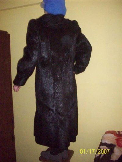 Лот: 3556744. Фото: 1. Нутриевая шуба. Верхняя одежда