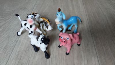 Лот: 24384418. Фото: 1. Набор весёлых домашних животных. Игровые наборы