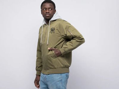Лот: 24979542. Фото: 1. Куртка-бомбер NY Yankees. Верхняя одежда