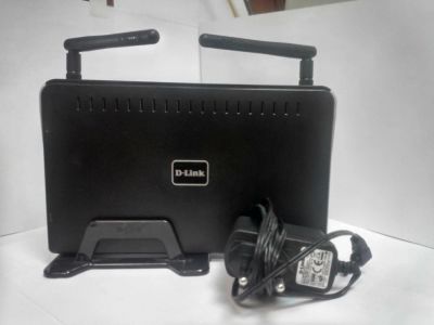 Лот: 9903949. Фото: 1. Продам Wi-Fi-роутер D-link DIR-615... Маршрутизаторы (роутеры)