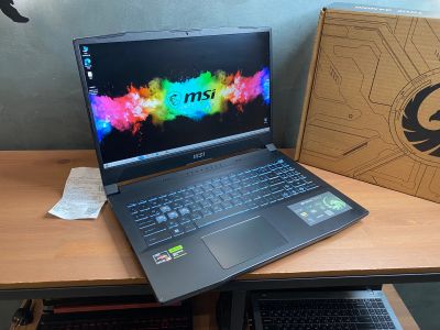 Лот: 22198742. Фото: 1. MSI Bravo 15,6"IPS144Hz/RTX4060... Ноутбуки