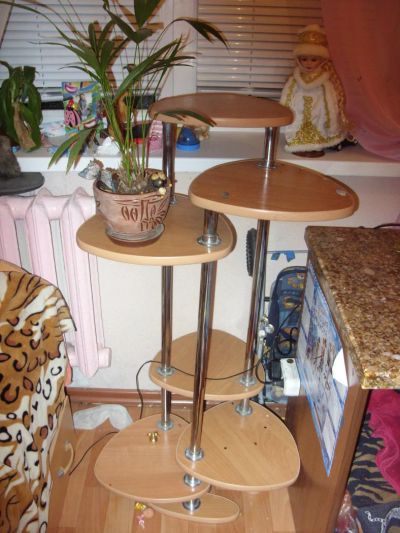 Лот: 4990323. Фото: 1. полка для цветов. Полки, стеллажи, этажерки