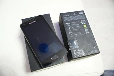 Лот: 3349798. Фото: 1. Samsung i9103 Galaxy R: 2x1.0Ghz... Смартфоны