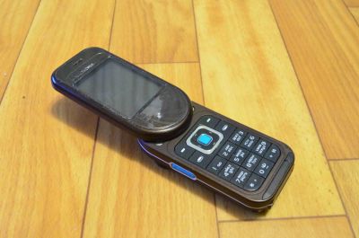 Лот: 4920952. Фото: 1. Телефон Nokia 7370. Кнопочные мобильные телефоны