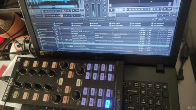 Лот: 18361250. Фото: 1. Traktor x1. DJ-оборудование