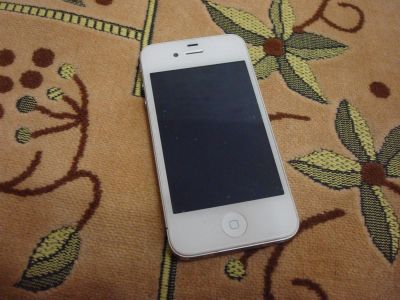 Лот: 3349179. Фото: 1. iphone 4 white (16gb). Смартфоны