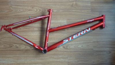 Лот: 11604113. Фото: 1. Рама велосипеда женская Stern... Запчасти