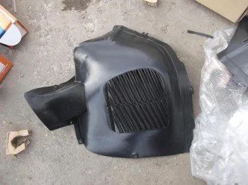 Лот: 3720348. Фото: 1. Подкрылок правый volkswagen touareg... Кузов