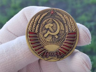 Лот: 25521509. Фото: 1. Знак Герб СССР тяжелый латунь... Сувенирные
