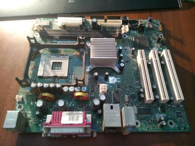 Лот: 4270177. Фото: 1. материнская плата intel d845gvfn... Материнские платы