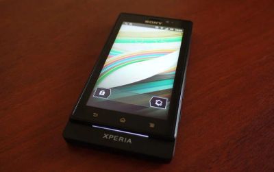 Лот: 4085283. Фото: 1. sony xperia sola. Смартфоны