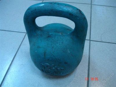Лот: 902624. Фото: 1. Гиря 24 кг зелёная. Гири