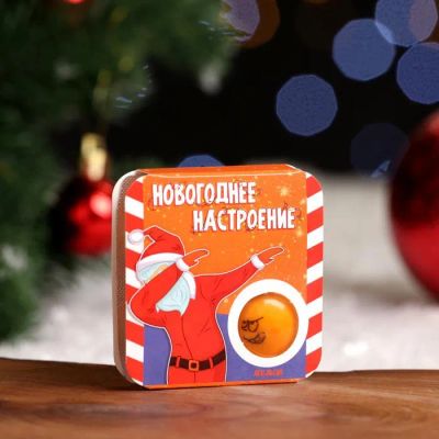 Лот: 19634819. Фото: 1. Новогодняя жевательная резинка... Сувенирные мелочи