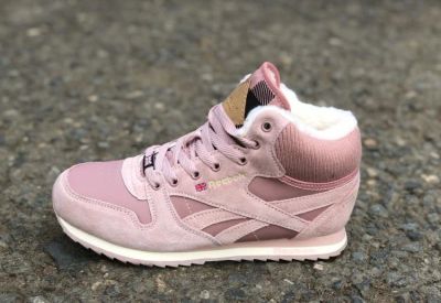 Лот: 15019621. Фото: 1. Reebok pink. Кеды, кроссовки, слипоны
