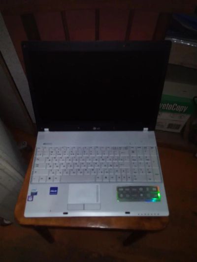 Лот: 6870617. Фото: 1. lg e500. Ноутбуки