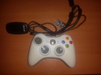 Лот: 4699284. Фото: 1. Геймпад на xbox 360 + ресивер... Аксессуары для игровых приставок, консолей, геймпады