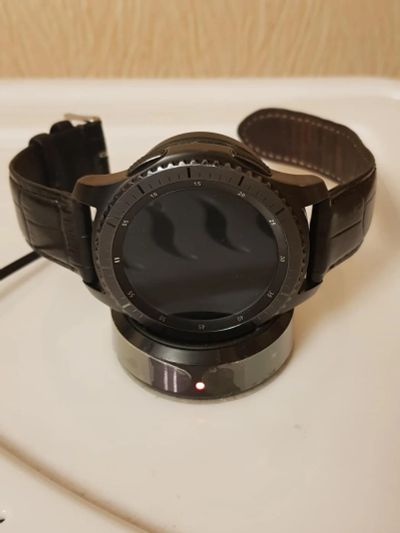 Лот: 11438308. Фото: 1. Смарт часы Samsung Gear s3 frontier. Смарт-часы, фитнес-браслеты, аксессуары