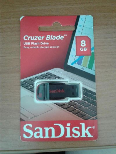 Лот: 8100482. Фото: 1. Флешка USB Sandisk 8GB. USB-флеш карты