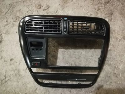 Лот: 10996651. Фото: 1. Рамка магнитолы Toyota Carina... Салон